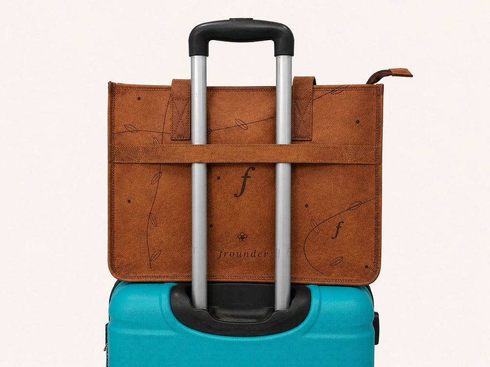 Nova Tote — detail